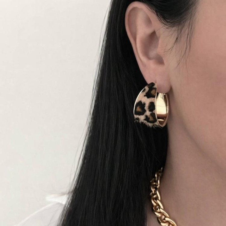 گوشواره زنانه مدل پلنگی - نمای اصلی